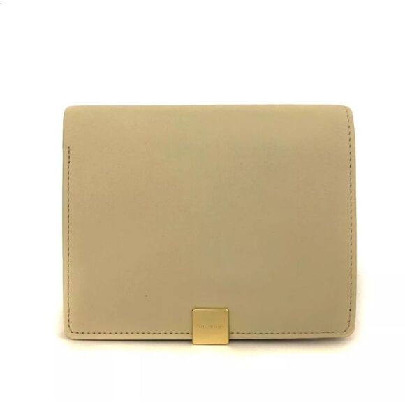 BURBERRY Leather Bifold Wallet Ivory - Picture 1 of 8